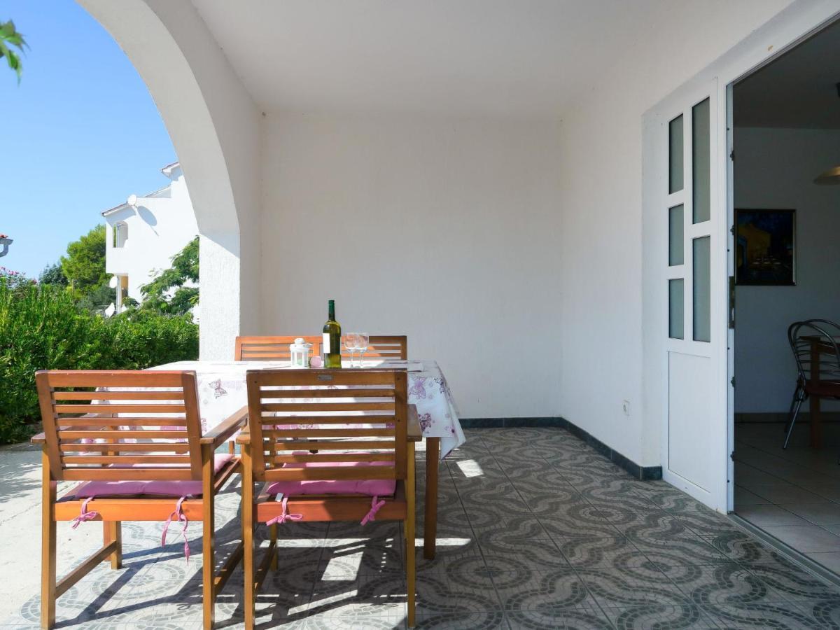 Apartment Andrea - Rab102 By Interhome Barbat na Rabu Екстер'єр фото